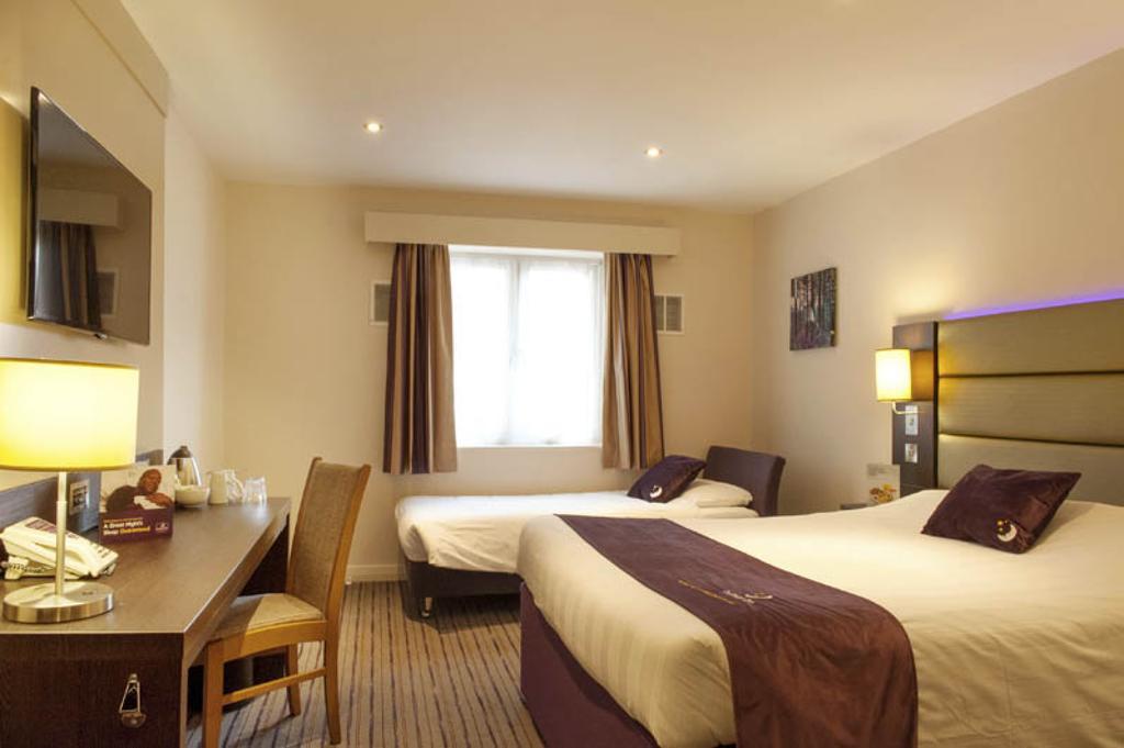 Premier Inn Falkirk - 拉伯特 外观 照片
